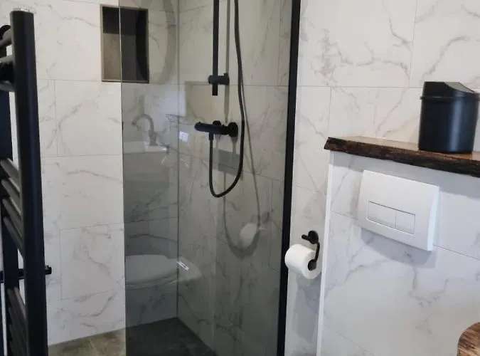 Kavel 90 3* Den Burg