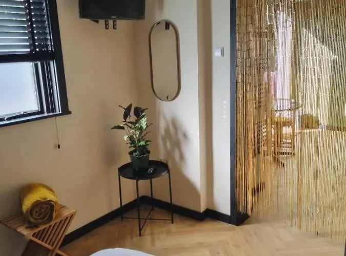 Kavel 90 Gasthuis Den Burg